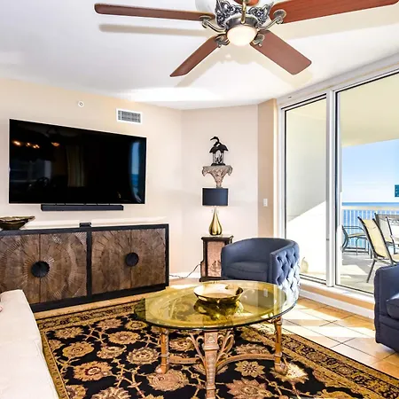 Silver Beach Towers W806